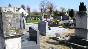 Cimetière dans Chaumont