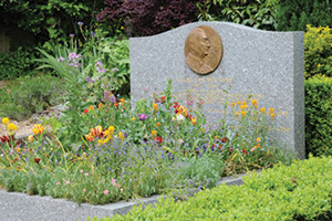  Monument Funéraire dans Longwy