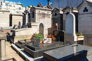  Monument Funéraire à Lorient